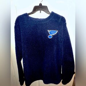 Cozy, sherpa women’s crewneck sweatshirt.